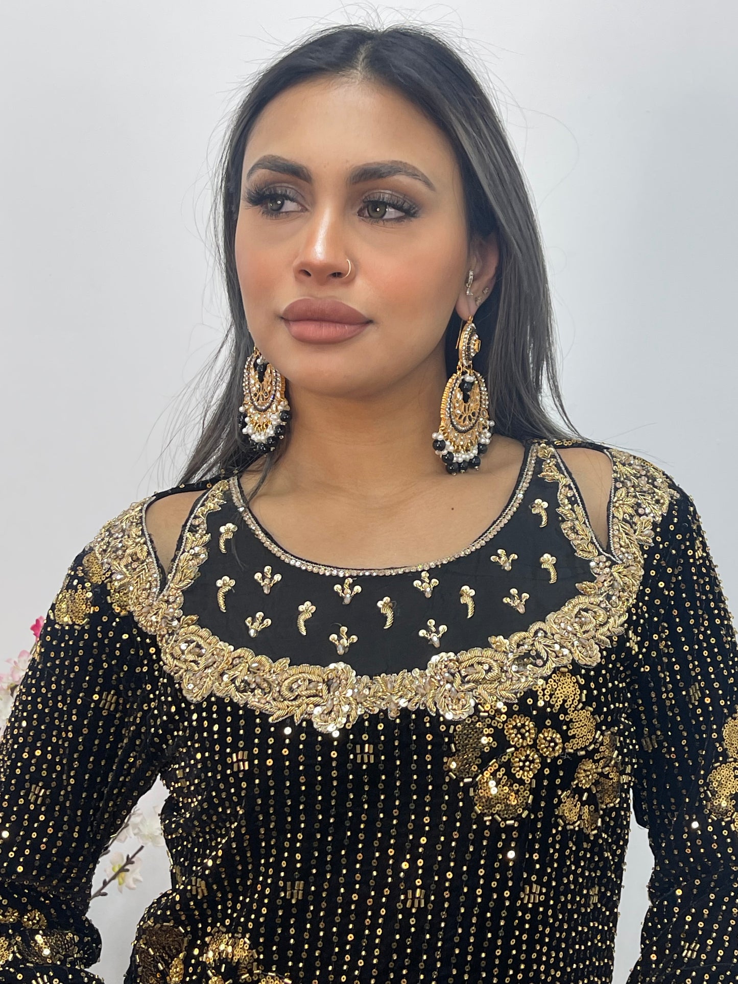 Dil bahar - Cutdana Velvet - Black