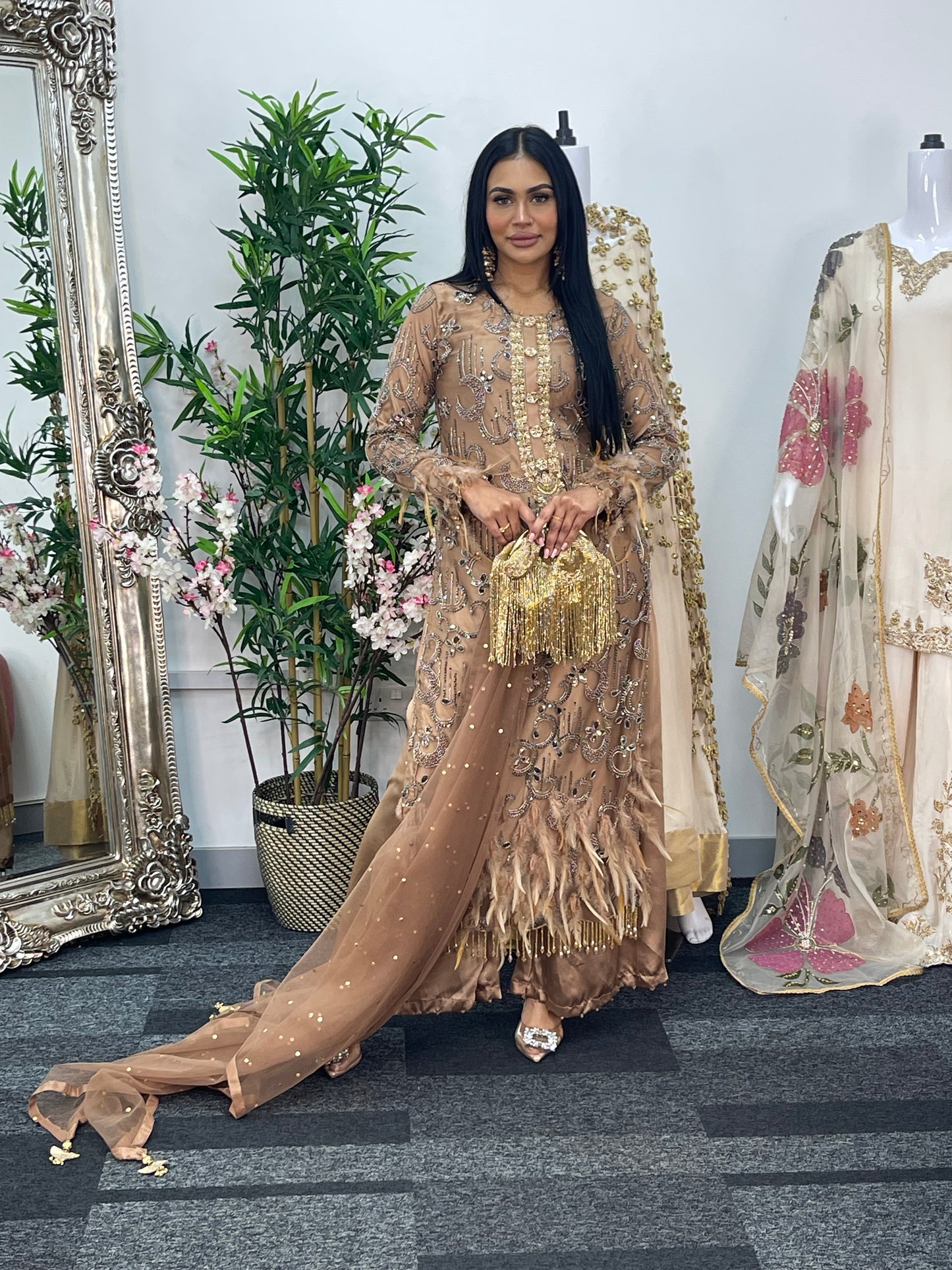 Mala - Cutdana Net - brown - A