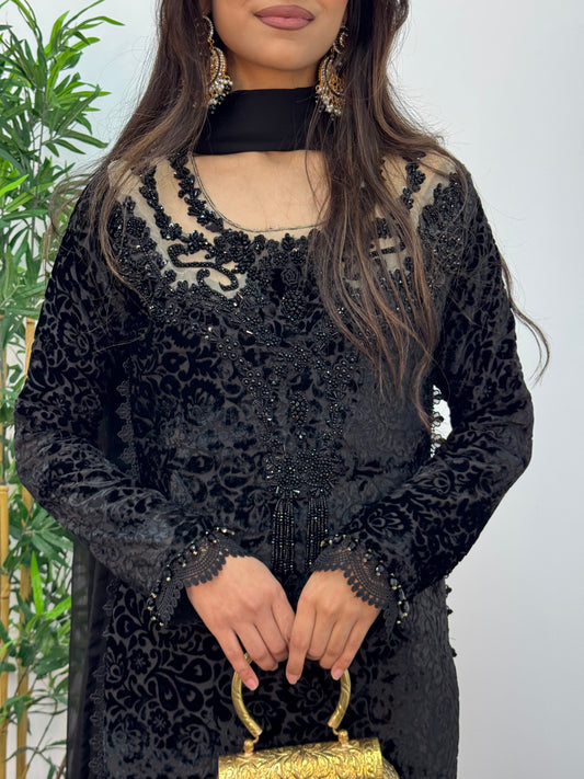 Jheel - black Plachi