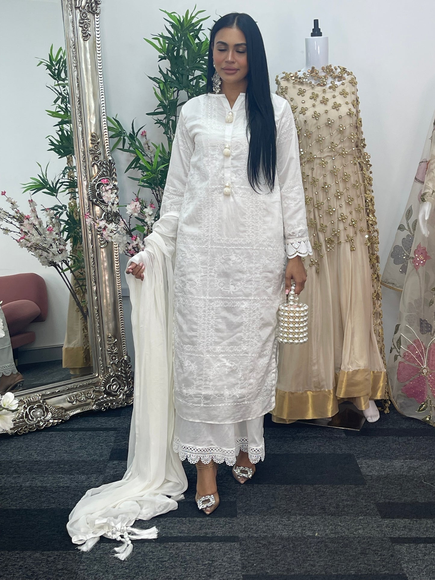 Paper Lawn | Chikankaari - -white - C