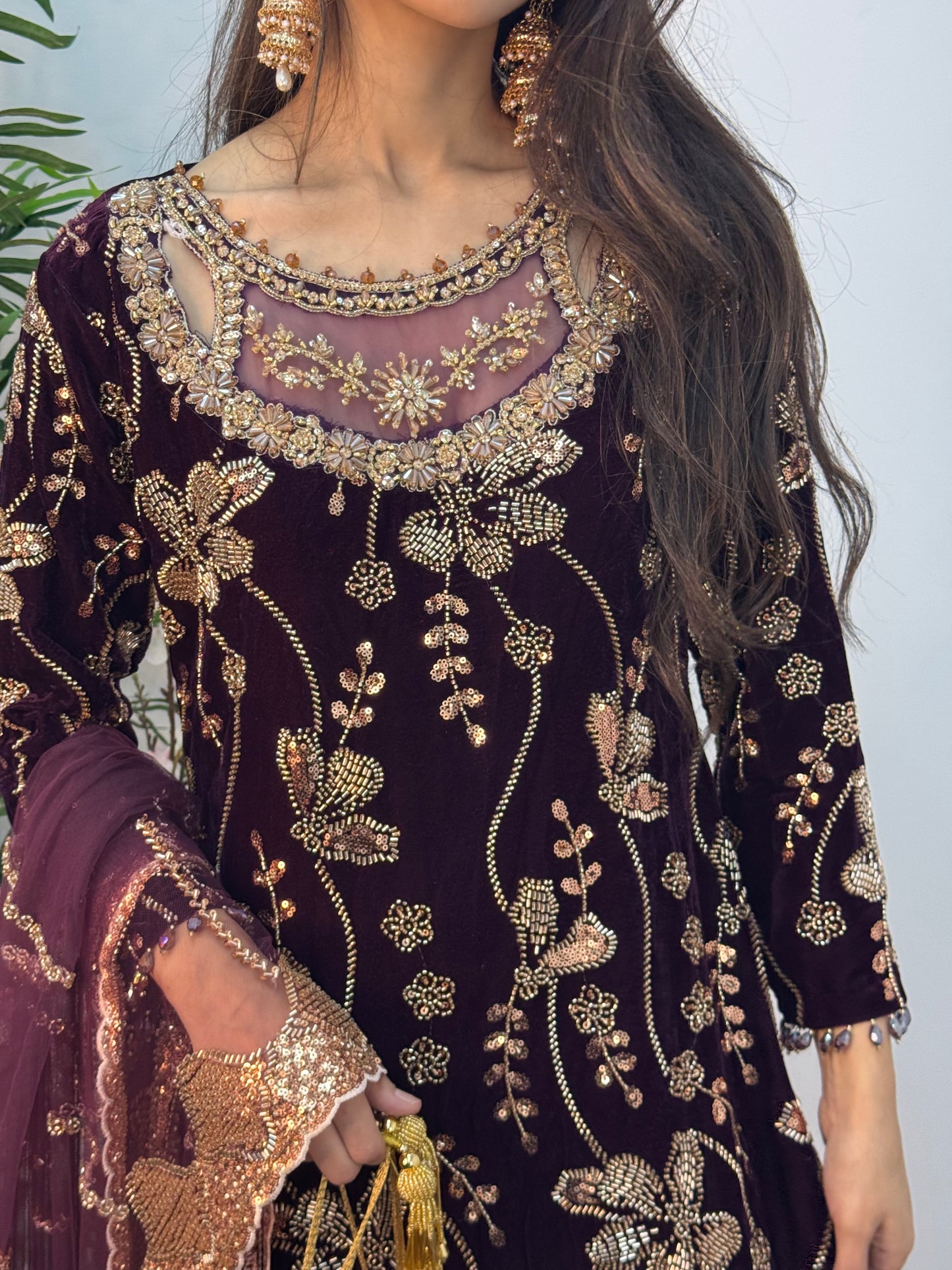 Zeba - Cutdana Velvet- Plum Purple
