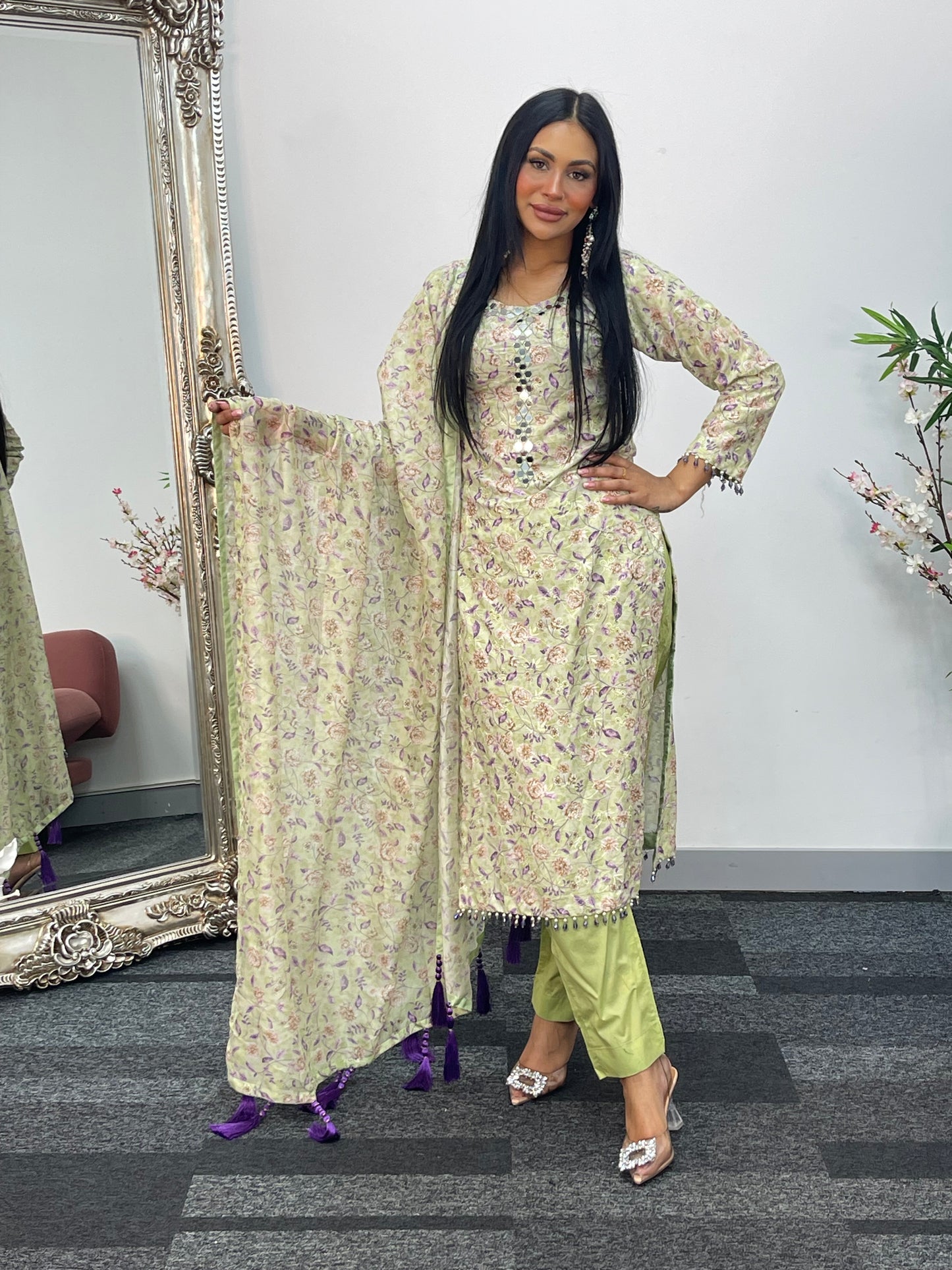 Swiss Lawn - chikankari - S