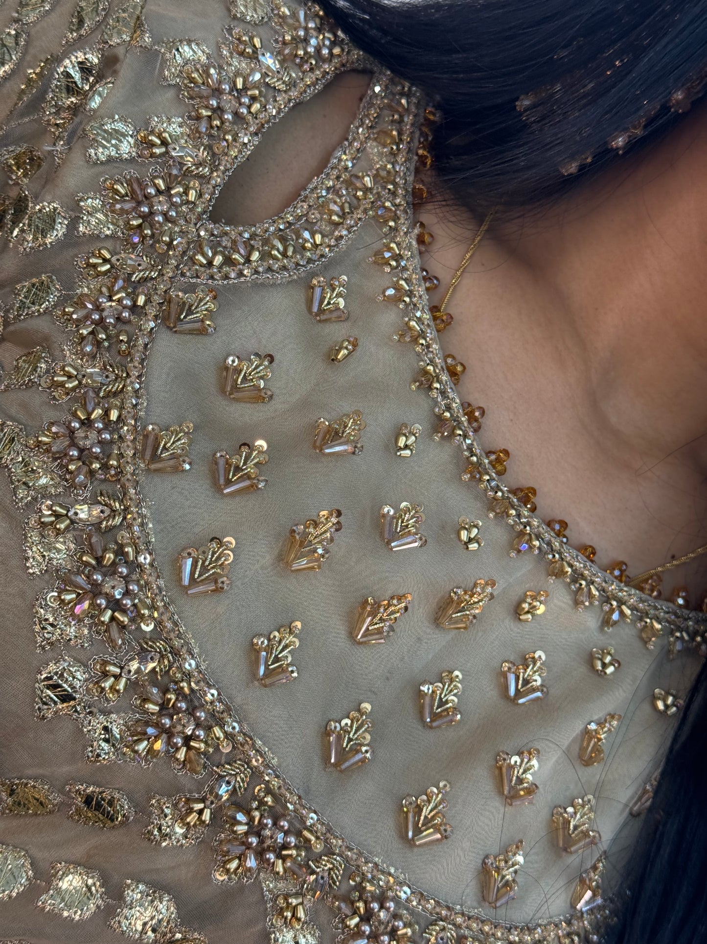 Husn - Gold -