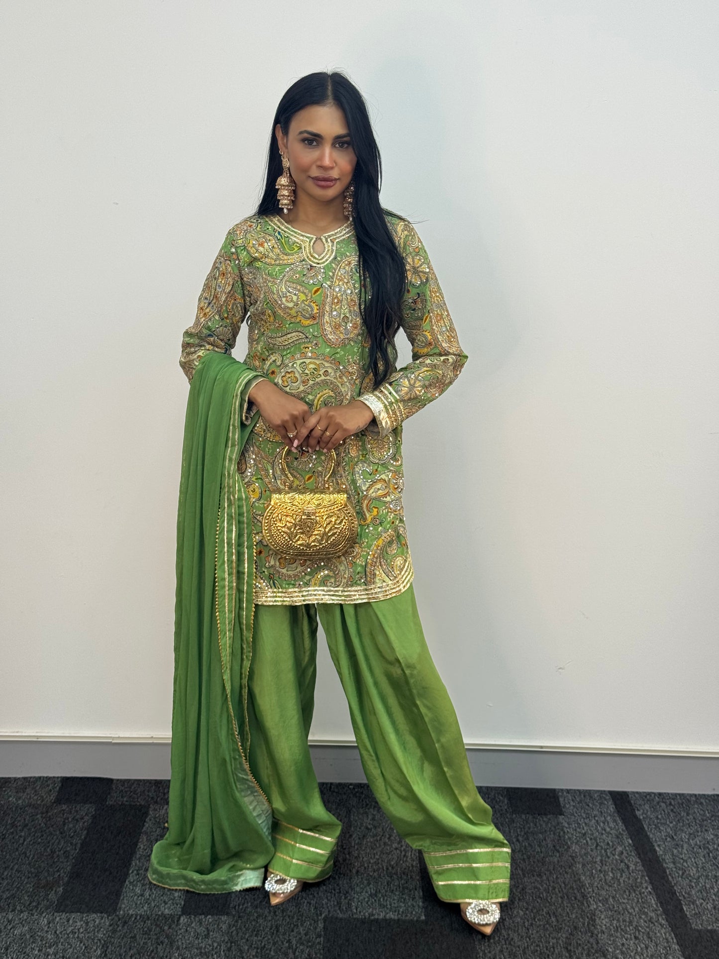 Armani Farshi - Green Paisley