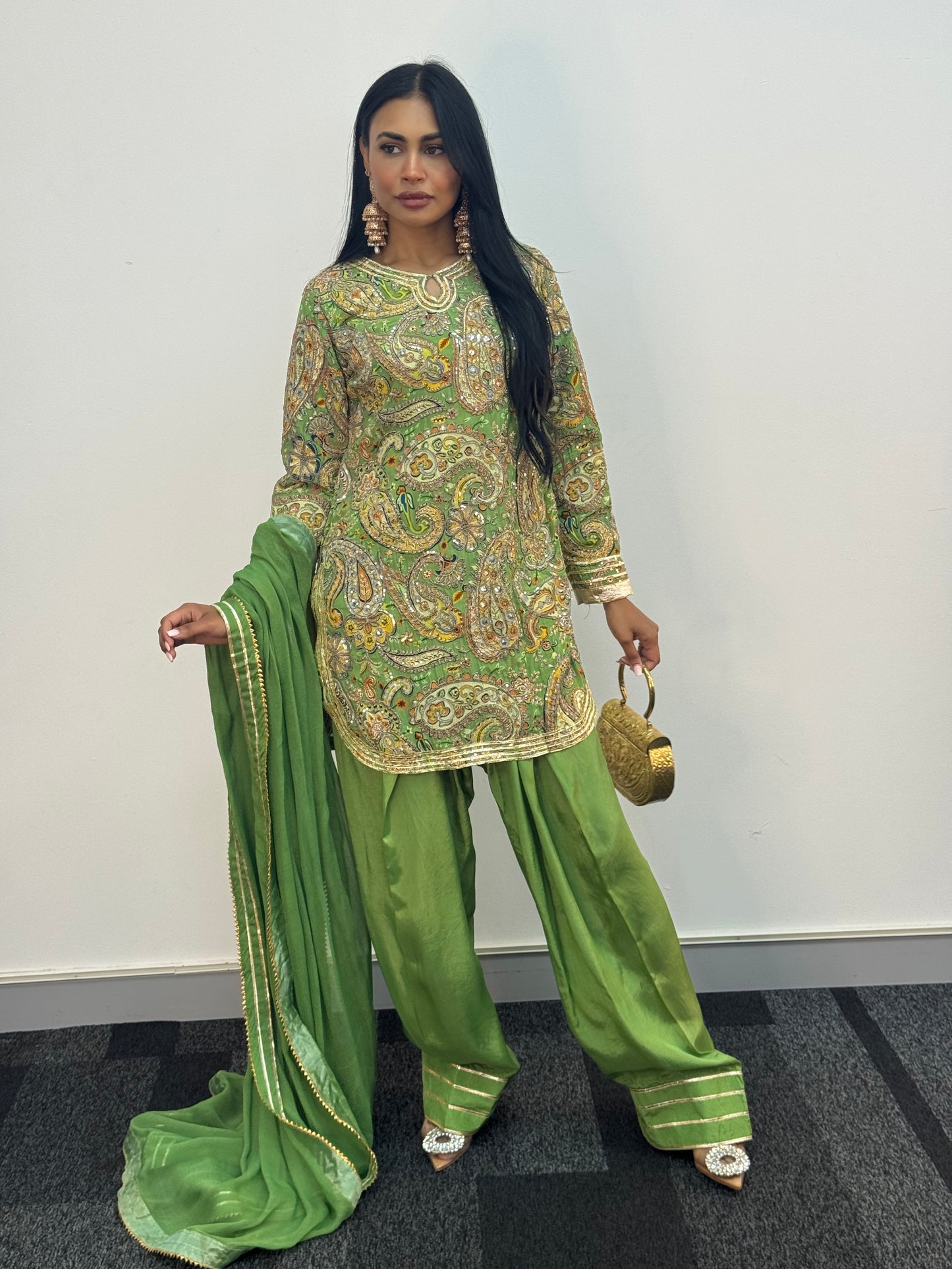 Armani Farshi - Green Paisley