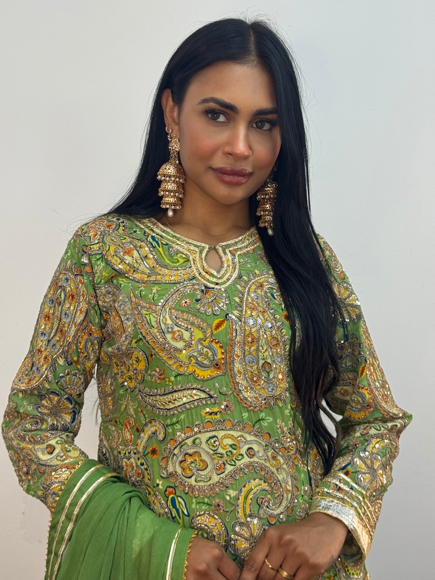 Armani Farshi - Green Paisley