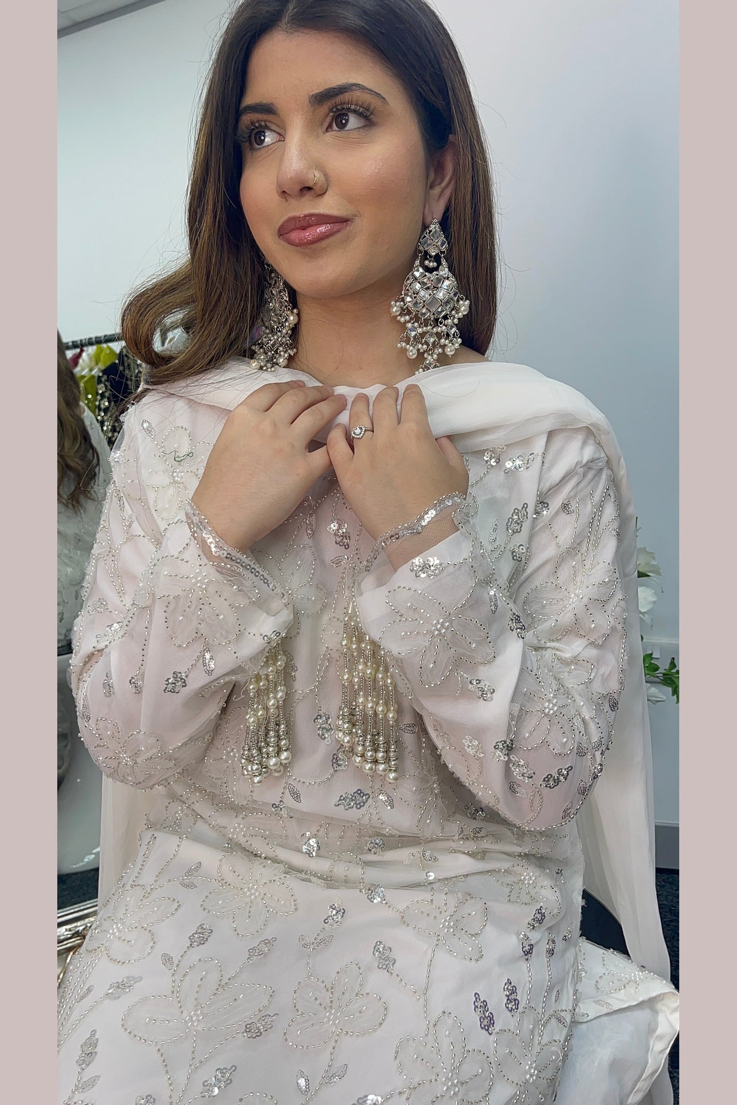 Pearl Crush Twist - White 3D Cutdana - Nikkah Outfit -
