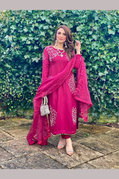 Roza - (Preorder 4/5 weeks)